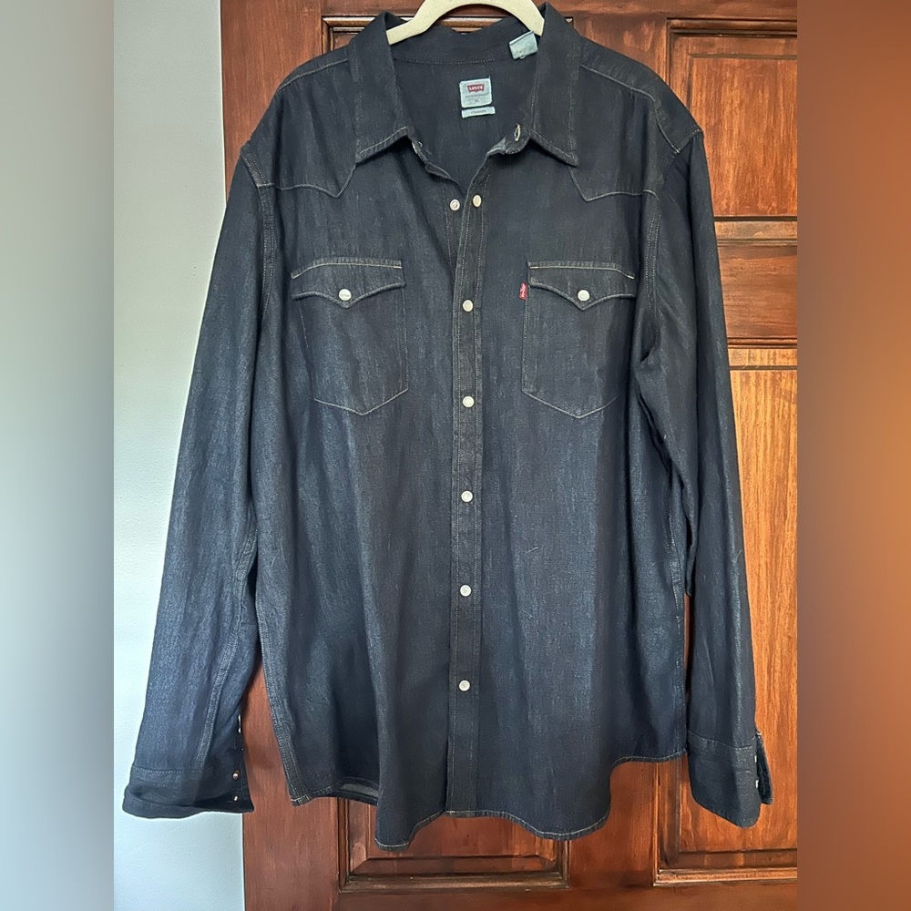Men’s Levi’s Pearl Snap Button Down-XL